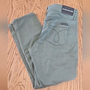 Calvin Klein Green Ankle Skinny Size 10 Jeans.